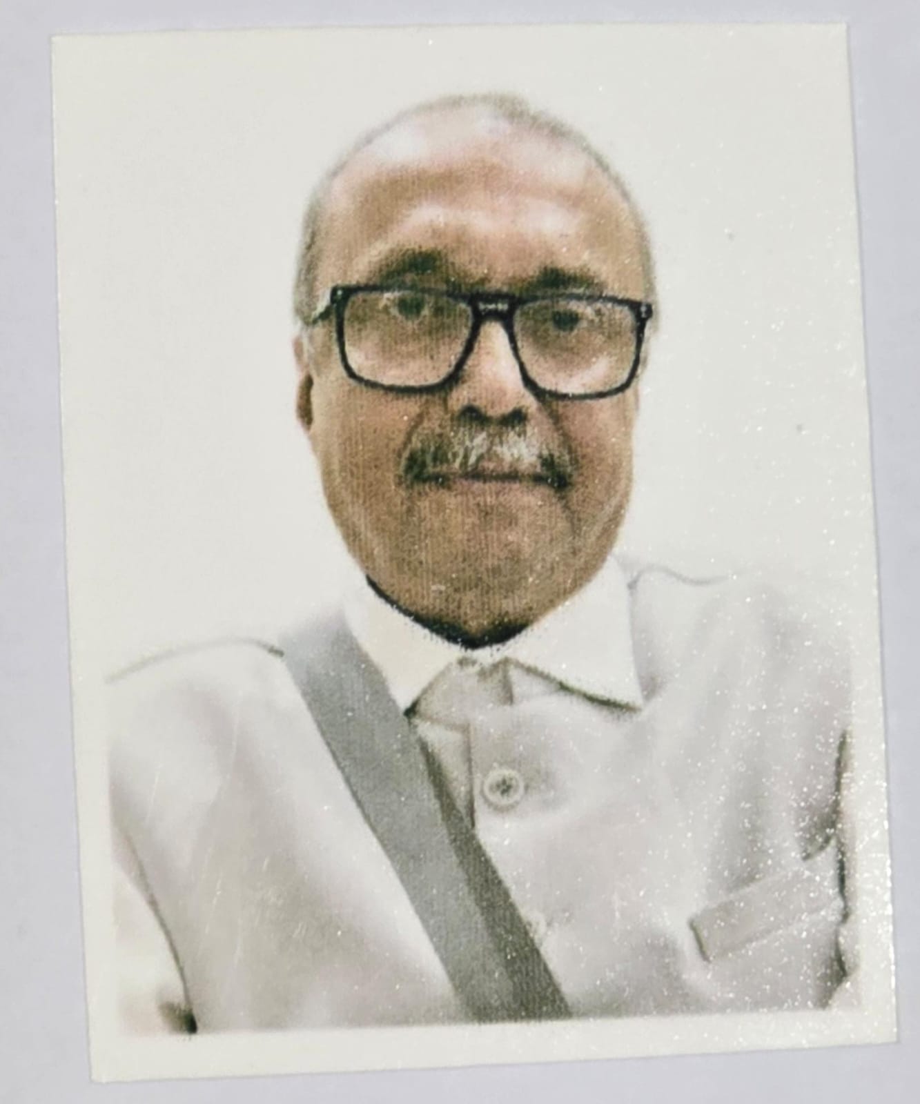 Sri Niraj Singh Yadav